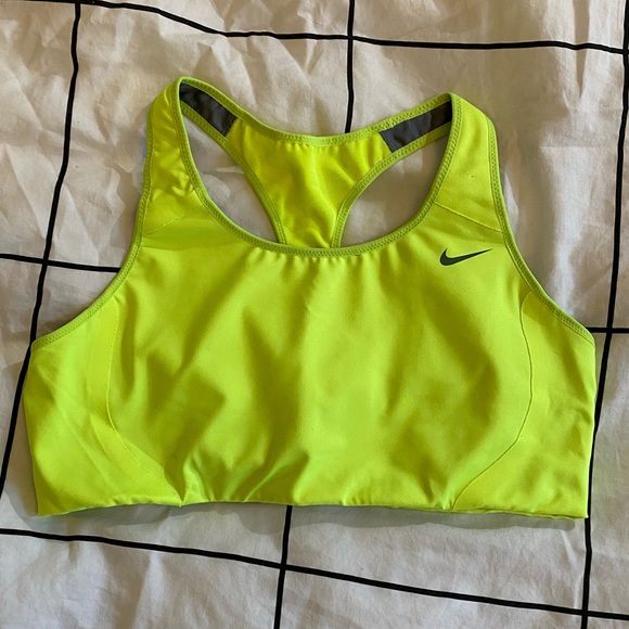 Nike dry fit sports bra XL